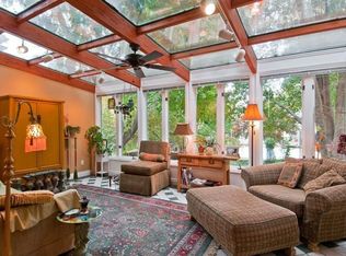 4132 W Pine Blvd, Saint Louis, MO 63108