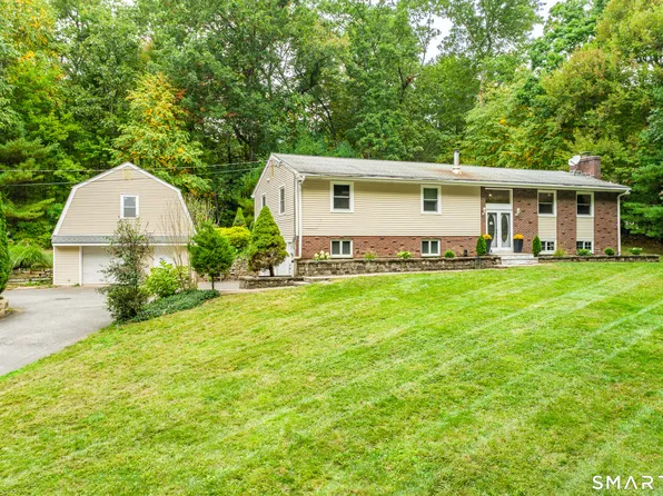 508 Oakwood Drive, Glastonbury, CT 06033