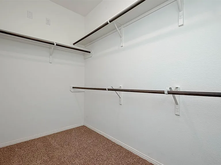 5340 Pointe Spring Xing — Photo 39