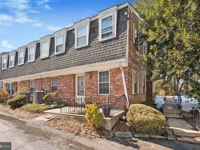 100 W Montgomery Ave APT 1, Ardmore, PA, 19003