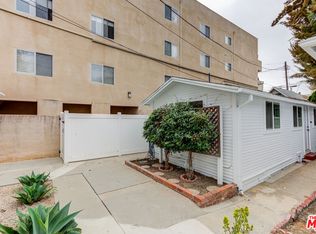 11918 Rochester Ave, Los Angeles, CA 90025