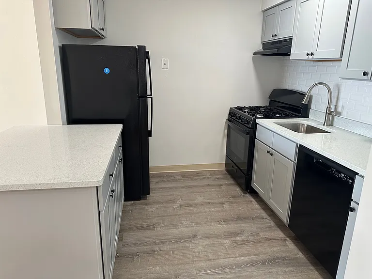 Central House — Photo 11