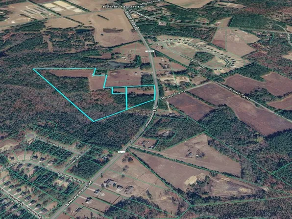 N Horace Walters Rd, Raeford, NC 28376