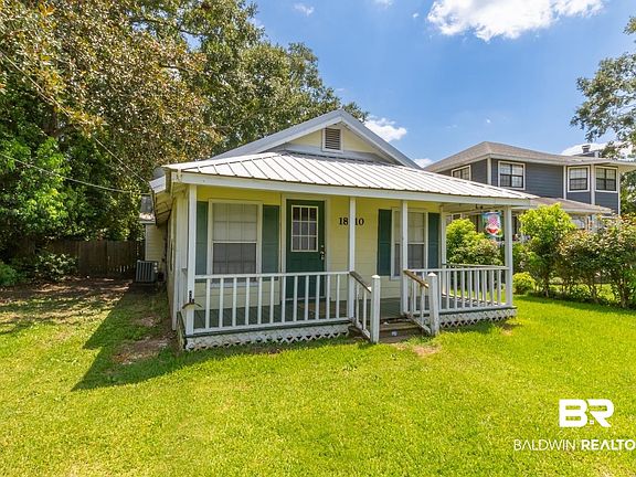 4th image of 18410 Brewton St