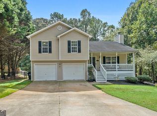 2827 James Henry Dr, Dacula, GA 30019