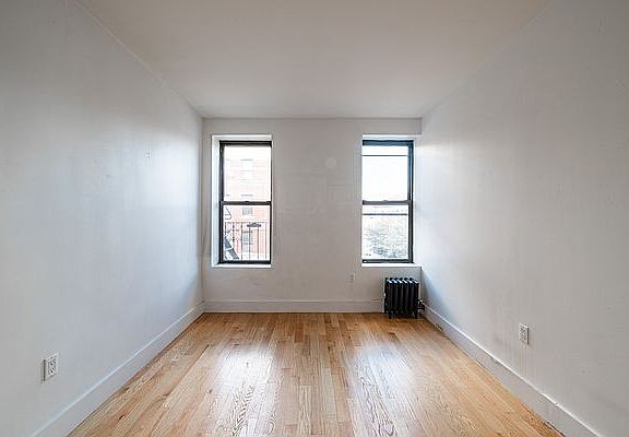 5th image of 2025 Regent Pl APT A7
