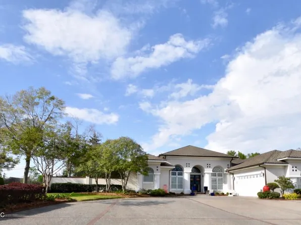 701 Olivia St, Greenwood, MS 38930