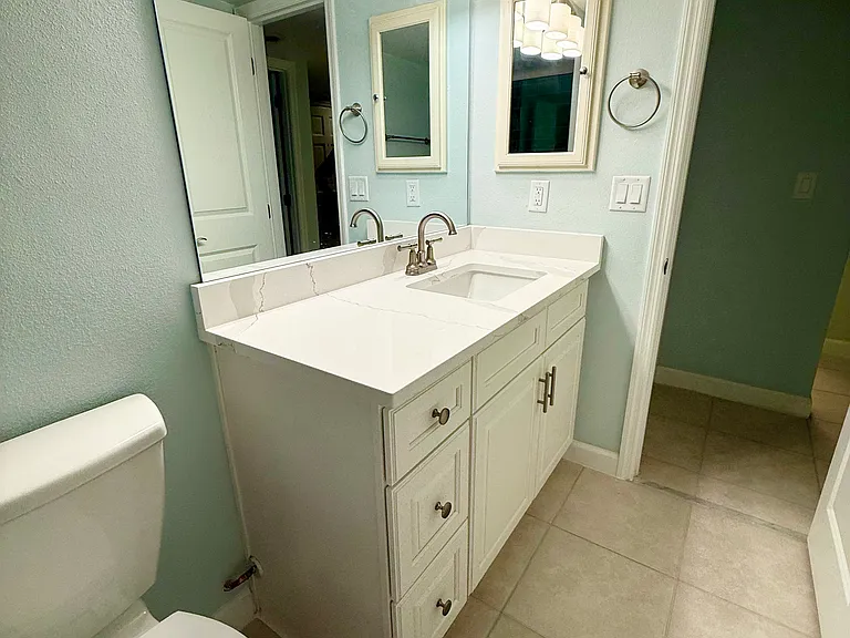1 Windrush Blvd #Z — Photo 8