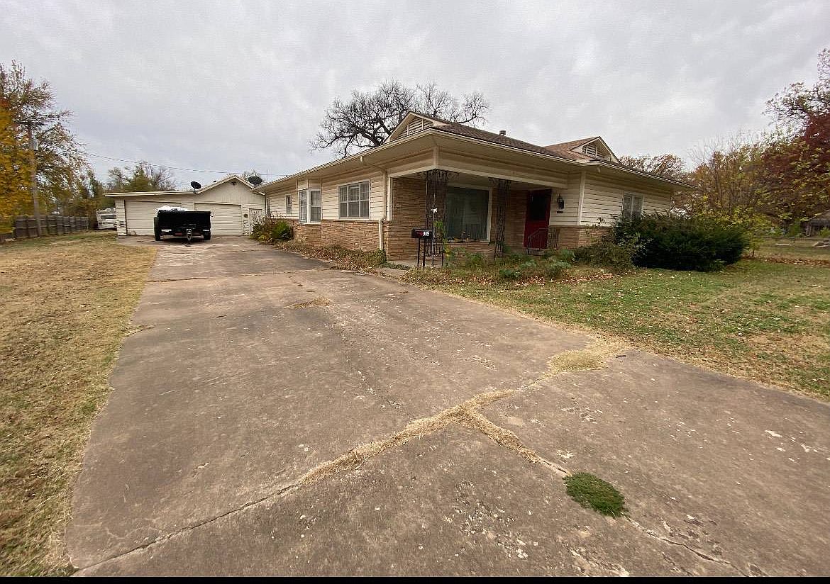 909 E Oklahoma Ave, Tonkawa, OK 74653 MLS 11244121 Zillow
