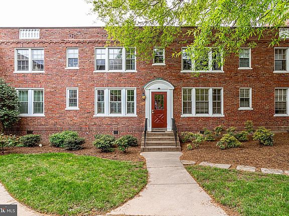 4th image of 1707 N Troy St #7-378