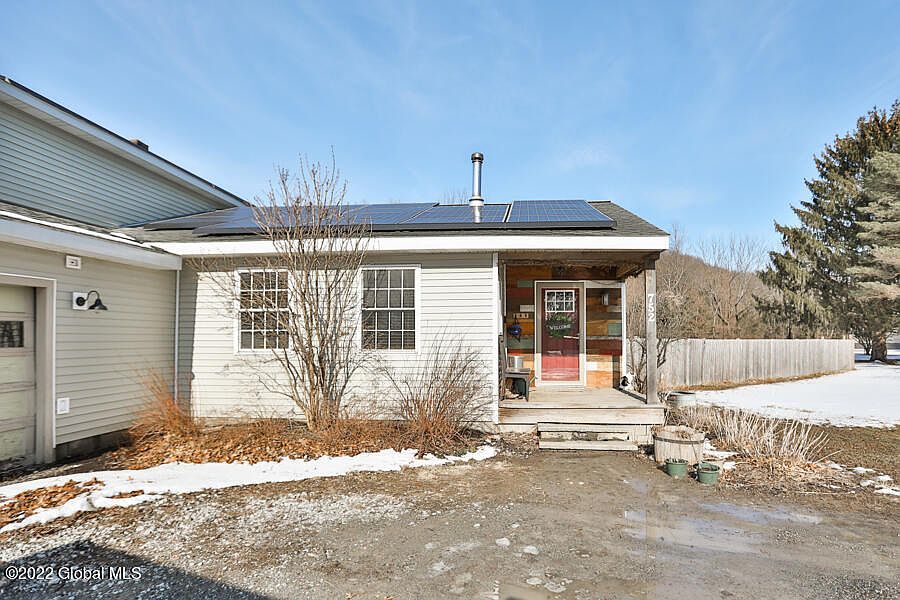 752 Stillwater Bridge Road, Schaghticoke, NY 12154 Zillow