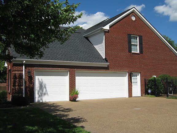 2nd image of 4405 Lake Forest Dr