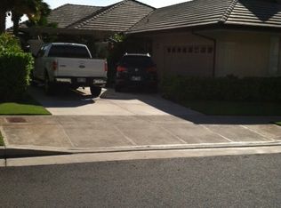 1039 Koko Uka Pl, Honolulu, HI 96825