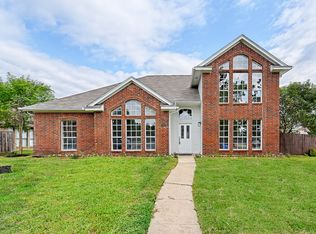 2038 Biscayne Dr, Lewisville, TX 75067