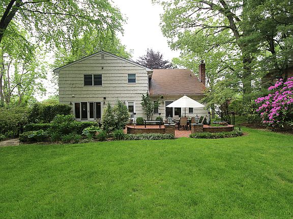 5th image of 29 Wren Dr