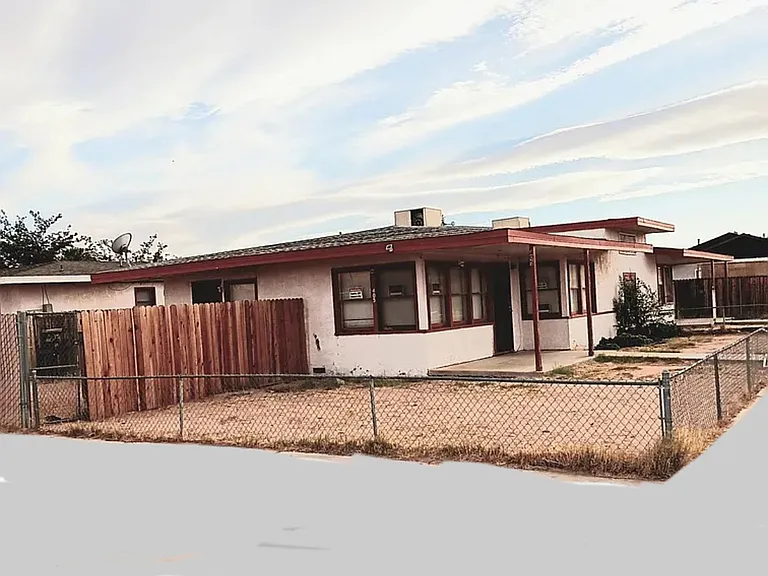 405 S Richmond Rd — Photo 1