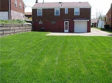 5th image of 422 Lebanon Manor Dr