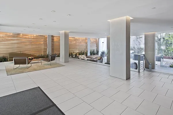 Rented by Compass | media 14