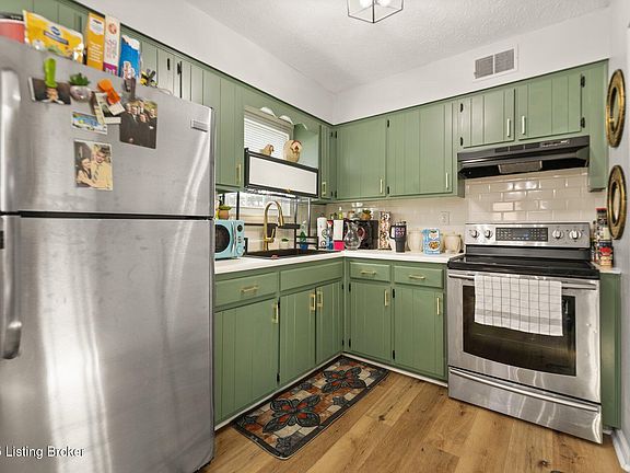 4th image of 1166 Janet Dr