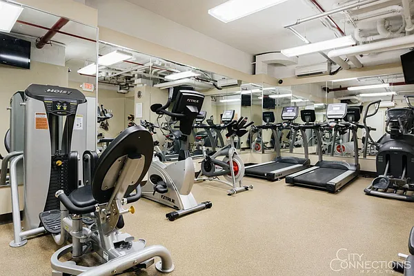 Rented by City Connections Realty | media 28