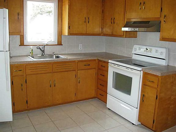 4th image of 9 Woodland Dr