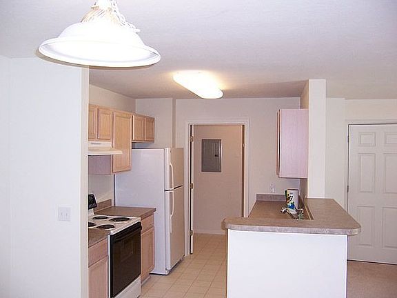 4th image of 3398 Lenox Village Dr