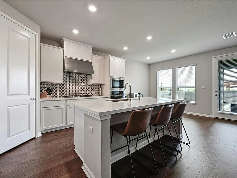 12603 Purple Prairie Ln — Photo 9