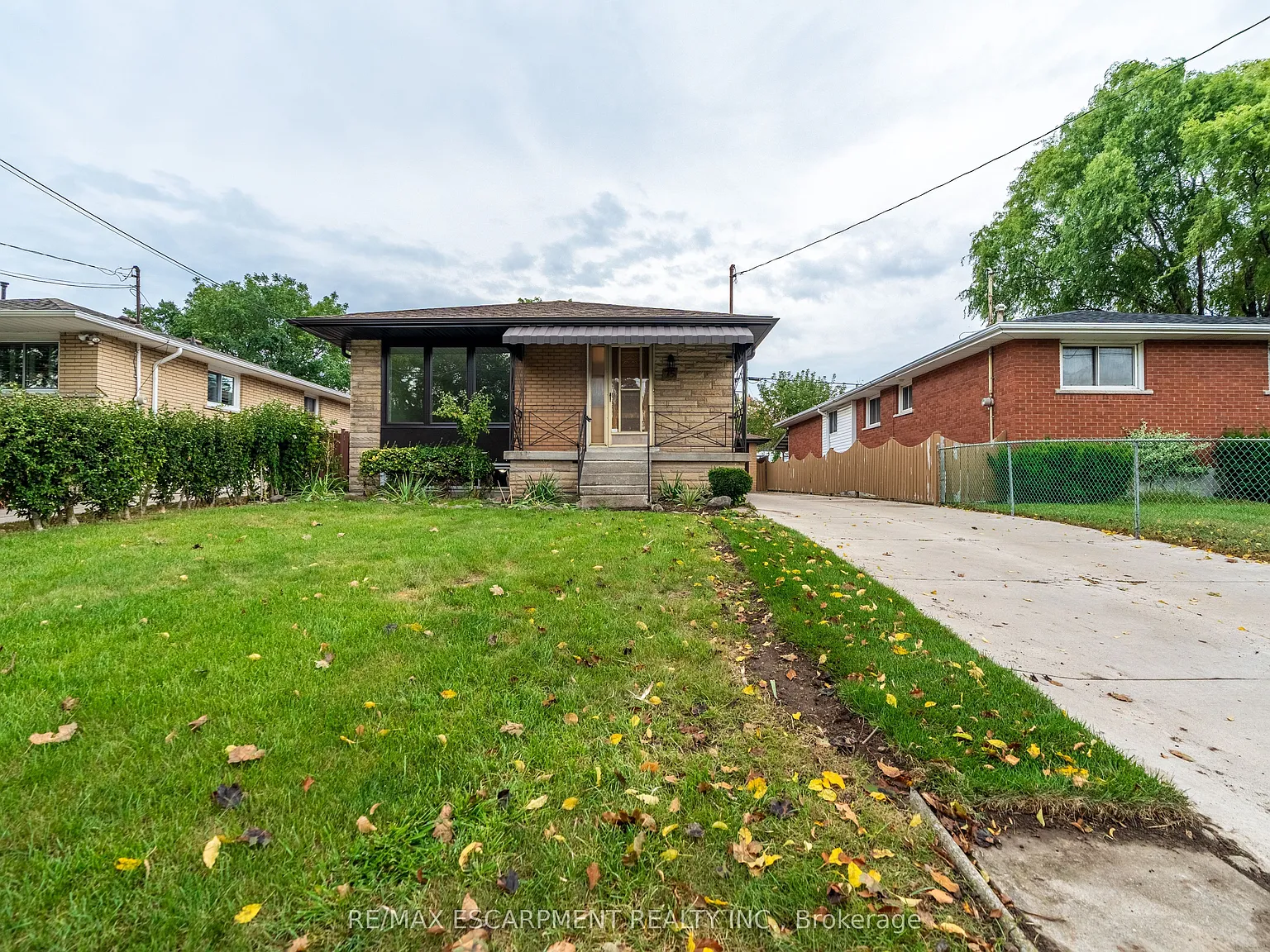3 bed, $2,950 — Photo 1