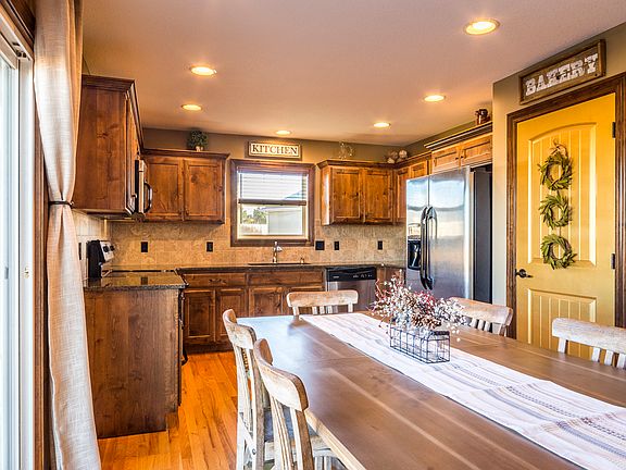 5th image of 3800 Moosewood Cir