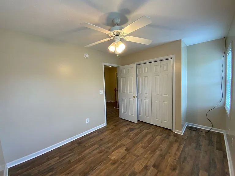 202 Thrush Ct — Photo 17