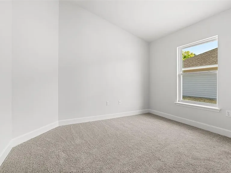12532 NW 157th Ter — Photo 6