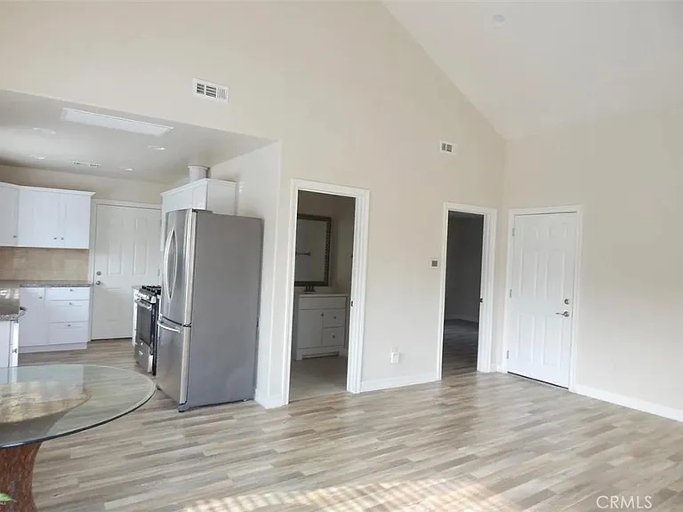 3028 Wauneta St — Photo 11