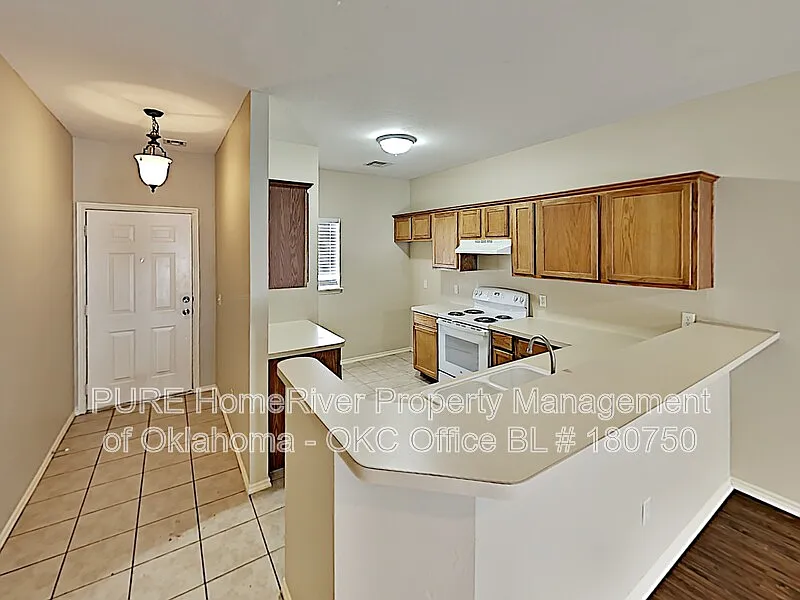 3 bed, 2.0 bath, 1188 sqft, $1,445 — Photo 4