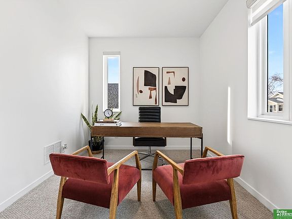 3rd image of 5325 Elmwood Plz
