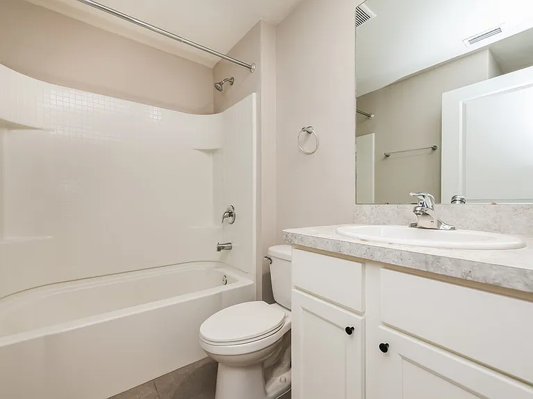 11702 Miracle Mile Dr — Photo 18