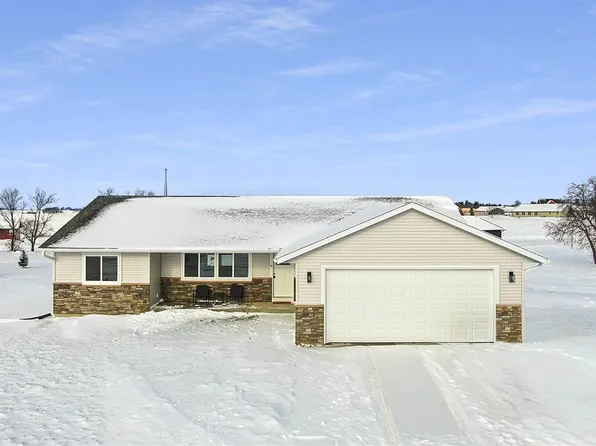 128 Sunflower St, Westby, WI 54667