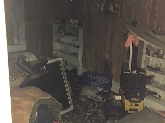 4th image of 2838 Winchester St