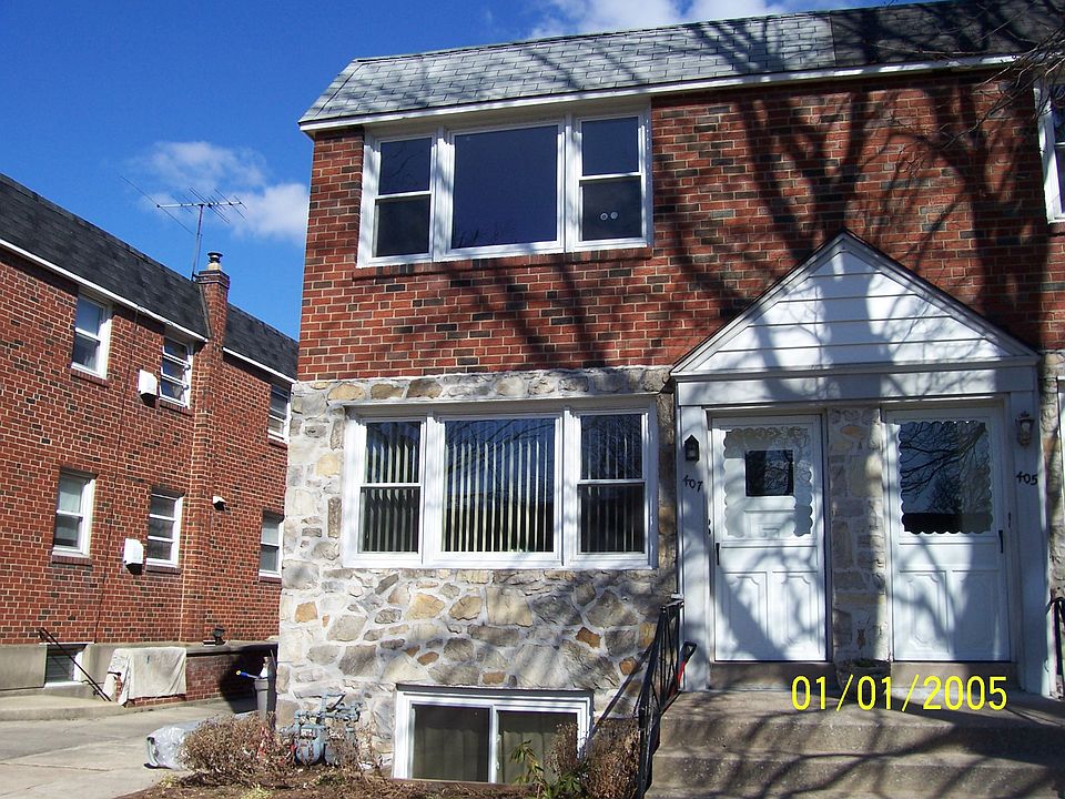 1st image of 407 W Logan St Floor 1