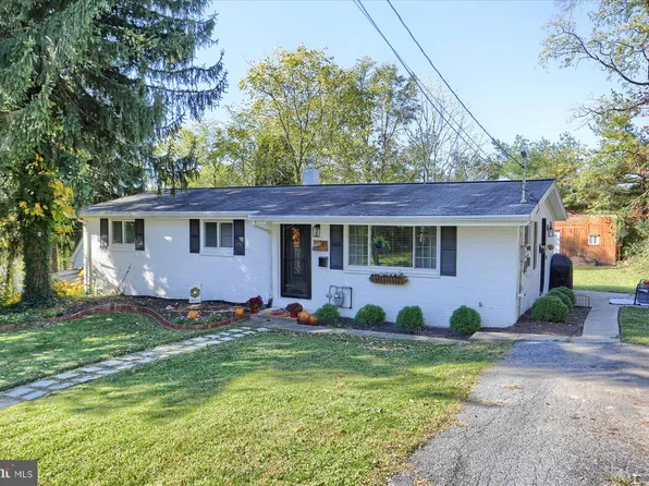 318 N 45th St, Harrisburg, PA 17111