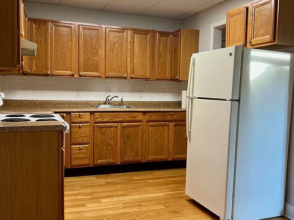 4th image of 20 Garden St #20