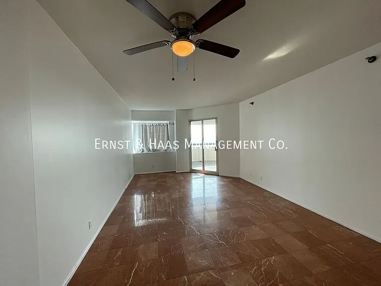 525 E Seaside Way #1806 — Photo 4