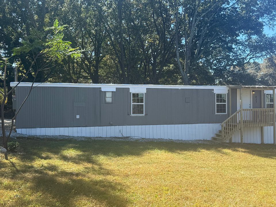 1st image of 437 4th Ave