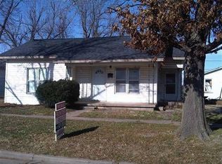 414 E Walnut St, Cushing, OK 74023