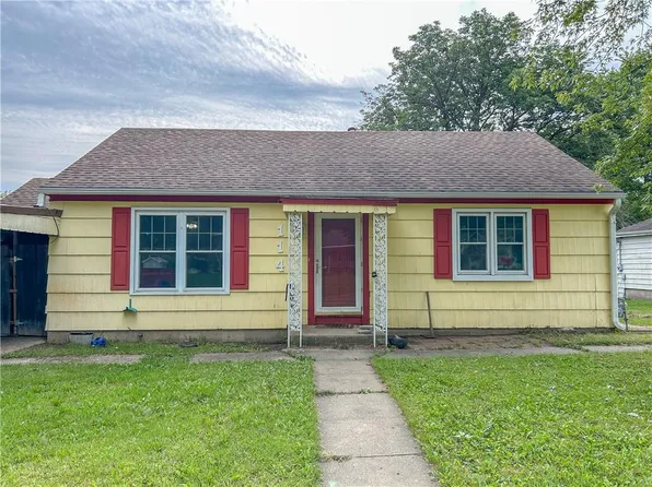 114 Kavanaugh St, Trenton, MO 64683