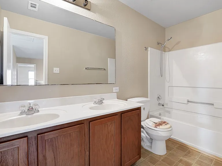 210 Birchwood Bay — Photo 23