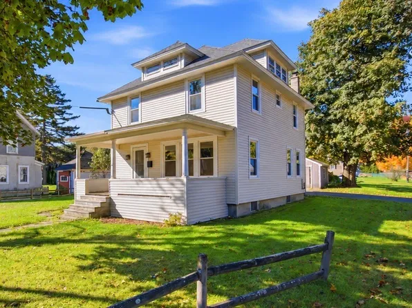 25 Park Ave, Greenfield, MA 01301
