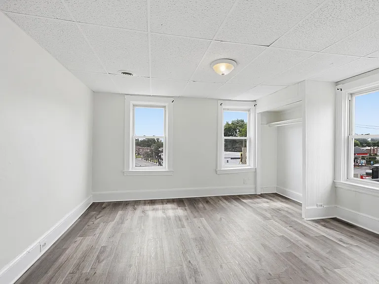 849 Manor St #851 — Photo 11