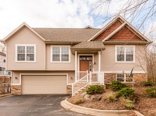 3480 Rivers Edge Dr #1, Saint Joseph, MI 49085