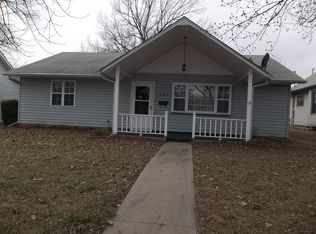 319 S Allen Ave, Chanute, KS 66720