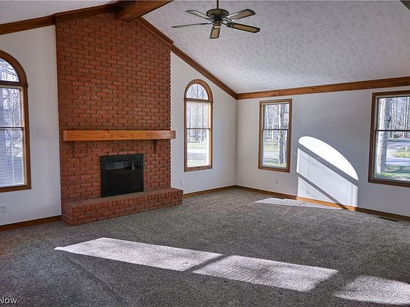 3rd image of 235 Bridgewater Cir